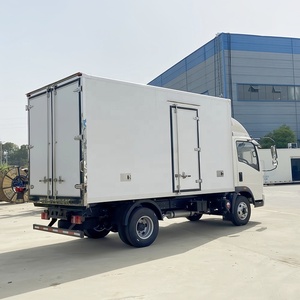 Camion <span class=keywords><strong>frigorifique</strong></span> SINOTRUK HOWO 4X2 5 tonnes, mini-fourgonnette de transport de marchandises, chambre froide, <span class=keywords><strong>neuf</strong></span>, à vendre - Product Image 4