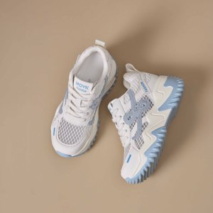 Baskets décontractées à semelle épaisse en maille pour femmes, style coréen, polyvalentes, avec strass, nouvelle collection Printemps-Été 2026 - Product Image 6