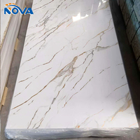 Panel de Pared de PVC con Efecto Mármol UV de 2440x1220 mm y 3 mm de Grosor, Lámina de PVC Impermeable y Resistente a los Arañazos para Paredes Interiores Residenciales y Comerciales