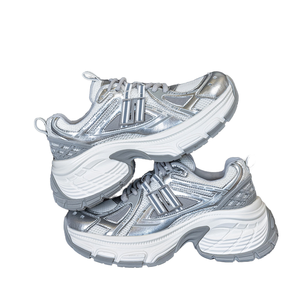 Chaussures basses pour hommes style rétro, respirantes avec doublure en maille, soutien de la voûte plantaire, durables, à lacets, décontractées, pour la marche, chaussures tendance - Product Image 1