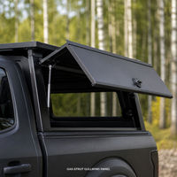 Couverture de benne de pick-up modulaire noire mate avec toit rigide et accessoires latéraux pour porte-bagages en maille