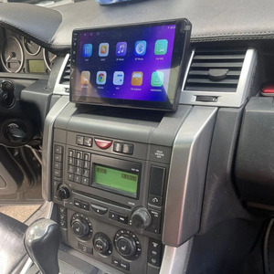 Autoradio portable 05-09 avec CarPlay et Android Auto, navigation GPS, caméra de recul, écran tactile et radio FM - Product Image 1