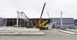 โกดังโครงสร้างเหล็กสำเร็จรูปขนาด 2000 <span class=keywords><strong>ตาราง</strong></span><span class=keywords><strong>เมตร</strong></span> พร้อมบริการเชื่อมและตัด - Product Image 2