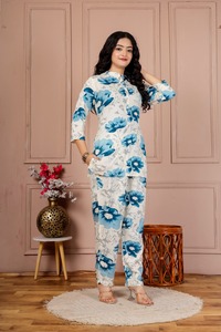 <b>Women</b> Blue Floral Printed Co Ord Set <b>Kurta</b> Pant Set with 3/4 Sleeves Button Neck Casual Ethnic Wear Summer Outfit - Product Image 2