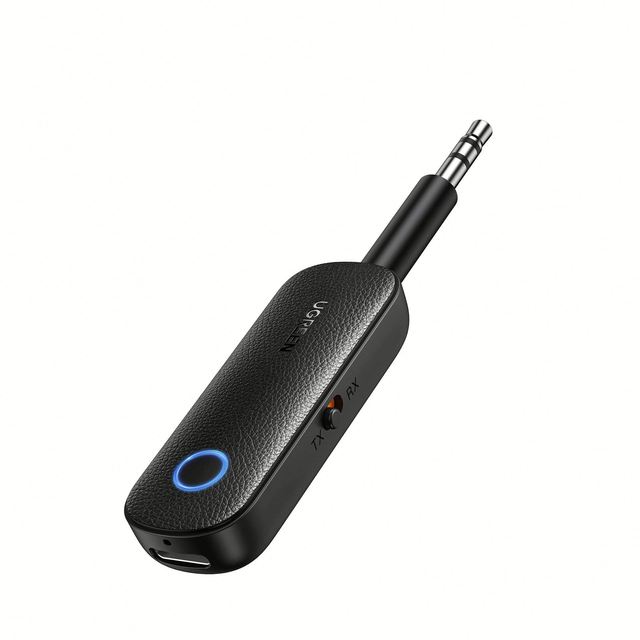 UGREEN 5.0 Transmitter and Receiver 2 in 1 Wireless 3.5mm Adapter Aux Audio Car Adapter