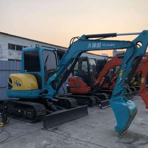 Mini-excavatrice d'occasion RED 5,5 tonnes KUBOTA KX155 en bon état, d'origine américaine, à prix avantageux - Product Image 1