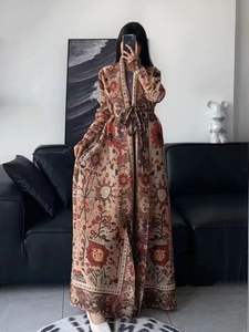 ชุดอาบายะห์มุสลิมสำหรับผู้หญิงไซส์ใหญ่ ฤดูใบไม้ผลิ/ฤดูใบไม้ร่วง แขนยาว ความยาวระดับข้อเท้า พิมพ์ลายสีสันสดใสทั่วตัว พร้อมเข็มขัด ดีไซน์หรูหรา จับจีบ ผ้าโพลีเอสเตอร์ - Product Image 2