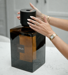 Aikun Large Capacity Amber Rectangular Glass Bottle Matte Black Capped Fiber <b>Stick</b> Home Fragrance Reed <b>Diffuser</b> for Home Decor - Product Image 4