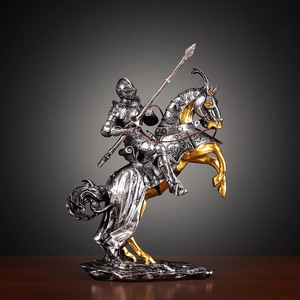 Statue en résine de chevalier médiéval à <span class=keywords><strong>cheval</strong></span>, sculpture de guerrier en armure rétro pour la décoration de la maison, du bureau et de la man cave - Product Image 3