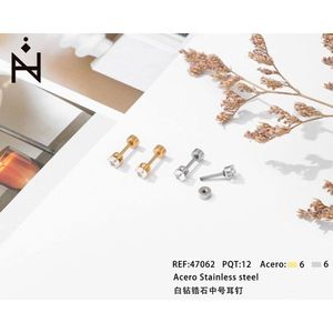 Orecchini a perno in acciaio con diamante bianco di medie dimensioni - Product Image 3