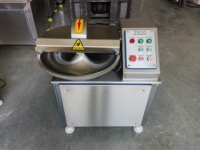 Nouveau Hachoir Électrique Commercial QH 20L en Acier Inoxydable Robuste pour Viande et Légumes, Robot Culinaire, Broyeur à Viande, Coupe-Bol
