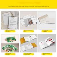 Brochure pliée en trois parties personnalisable noir et blanc avec impression manuelle sur papier couché