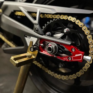 Ajustadores <span class=keywords><strong>de</strong></span> Cadena CNC Billet Nuevos para <span class=keywords><strong>BMW</strong></span> S1000RR 2009-2018 / 2019-2024 Accesorios para Motocicleta S1000 RR Bloques <span class=keywords><strong>de</strong></span> Eje Trasero con Logo - Product Image 6