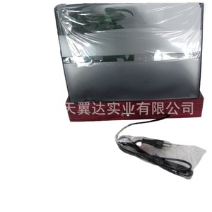 Tocadiscos de Madera Retro con Altavoz Integrado, Material MDF Rojo para Uso Doméstico - Product Image 1