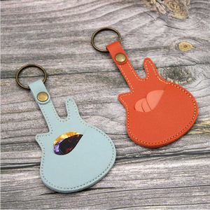 Étui de rangement portable et durable en cuir PU <span class=keywords><strong>souple</strong></span> YY Creative pour médiators de <span class=keywords><strong>guitare</strong></span> et de basse, porte-clés en forme de <span class=keywords><strong>guitare</strong></span> et décoration suspendue - Product Image 6