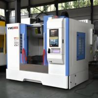 VMC855 850 3 Eksenli Dikey CNC Freze Tezgahı Yüksek Hassasiyetli GSK Tam Otomatik 24 Takım Magazinli BT40 Ağır Hizmet Tipi