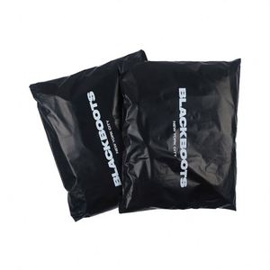 Bolsa de Correo Biodegradable Autoadhesiva de Polietileno LDPE y HDPE Negra, Resistente, de 3 mm de Grosor, para Envíos Express, Impresa Personalizada para Zapatos - Product Image 3
