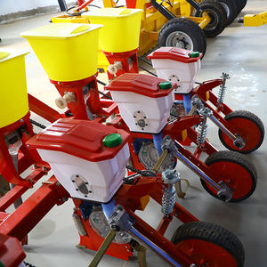 Piantatrice di mais a tre punti di traino a <span class=keywords><strong>quattro</strong></span> file per macchine agricole seminatrice di fertilizzanti con trattore a 8 ruote per la semina agricola - Product Image 4