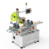 Etiquetadora Automática SKILT para Bandejas de Frutas de Plástico, Etiquetadora de Tres Lados con Envoltura en C