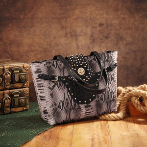 Nouveau sac à main pour femme de style rétro européen américain, sac à bandoulière en peau de serpent, sac à documents - Product Image 5