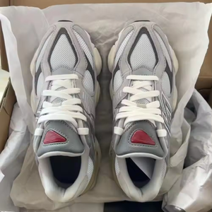 Zapatos Deportivos de Diseño Personalizado de Lujo para Exteriores, Zapatos Casuales Retro Antideslizantes para Correr, Zapatos de Moda para Caminar 9060 para Hombre y Mujer - Product Image 1