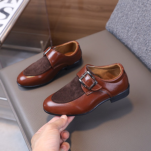 Chaussures de cérémonie pour garçons Eree SampleKids, noires bicolores, avec boucle et empiècements en daim, pour mariage et fête - Product Image 3