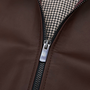 Veste en cuir véritable pour femme, élégante, avec fermeture éclair et col rabattable, en peau de mouton, collection automne 2026, personnalisable avec logo, vente en gros - Product Image 6