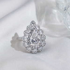 Bague de fiançailles Messi Jewelry MSR-2140 en or 18 carats, forme poire, double halo, diamant de laboratoire pour femme - Product Image 1