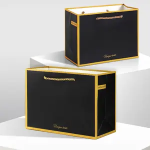 Schlussverkauf individueller Logodruck niedrige MOQ 100 Stück luxuriöse matte schwarze weiße Geschenktüten Geschenk recycling-Papiertüte mit Goldrand
