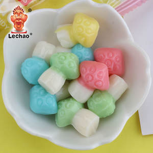 Bonbons gélifiés à la saveur de fruits certifiés Halal personnalisés en vrac Forme de champignon de dessin animé 3D 4D Bonbons gélifiés sucrés - Product Image 5