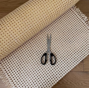 Prix d'usine Matière première naturelle Tissu en rotin synthétique en feuille et en rouleau pour meubles - Product Image 5