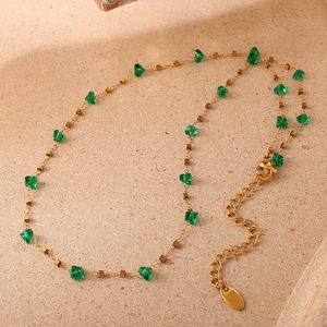 Collar de cristal verde con forma de corazón, diseño irregular, uso diario para mujer XL851 - Product Image 3