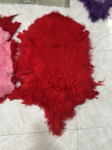 Tapis en <span class=keywords><strong>peau</strong></span> <span class=keywords><strong>de</strong></span> <span class=keywords><strong>mouton</strong></span> mongole tibétain véritable Tapis en laine longue frisée pour chambre à coucher salon - Product Image 2