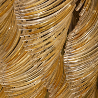 Lustre en verre sur mesure ANNO pour un intérieur de maison contemporain