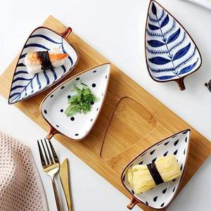 Hot Sales Hand Painted Leaf Shaped Snacks Appetizer Fruit <strong>Candy</strong> Nuts Cheese Dips Dish Ceramic Platter Set of 4 With Wooden <strong>Tray</strong> - Product Image 1