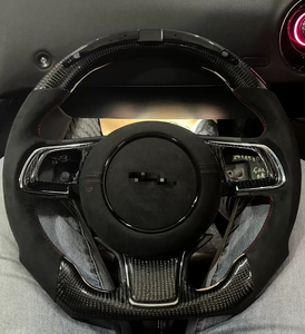 Volant sport en fibre de carbone perforé en cuir Megalomania pour modèles <span class=keywords><strong>Jaguar</strong></span> 2017- (XF/XFL/XEL/<span class=keywords><strong>E</strong></span>-PACE/F-<span class=keywords><strong>TYPE</strong></span>/F-PACE) - Product Image 3