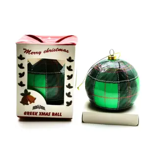 Bola decorativa de Navidad personalizada de los fabricantes, bola de espuma adhesiva a cuadros de color.