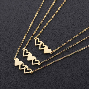 Collar de Acero Inoxidable Antideslustre con Colgante de Corazón de Tres Hermanas, Regalo Significativo para Mujeres, Venta al por Mayor - Product Image 4