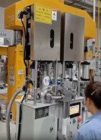 Machine de remplissage automatique de chariots pour résine époxy polyuréthane haute précision, pour le remplissage d'adhésifs bicomposants et de mastics silicone
