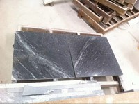 Dalles et dalles de granit blanc et noir, noir avec des veines blanches, directement de l'usine