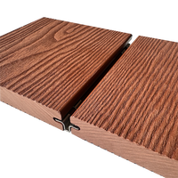 Planches de terrasse composites en vente chaude, entretien réduit, écologiques, grain de bois brossé, design européen, extérieur, jardin