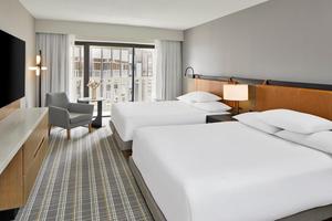 Ensemble de meubles de chambre à coucher personnalisé pour l'hôtel Hyatt Regency d'Atlanta, MDF avec placage, meubles de chambre à coucher, lit double, tête de lit, table de chevet - Product Image 5
