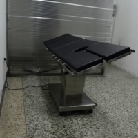 Nouvelle arrivée : table d'opération électrique pour chirurgie générale et urologie