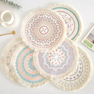 Bohemian Style Round Cotton Thread Woven Placemats com padrões impressos e borlas
