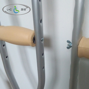 Béquille sous-bras L+C réglable en alliage d'aluminium, aide à la marche pour personnes âgées et handicapées - Product Image 2