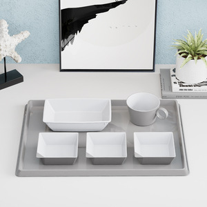 Plateau de service personnalisé pour avion avec gobelets, bols, assiettes, design antidérapant de couleur unie spécifique aux avions, pour utilisation en vol - Product Image 3