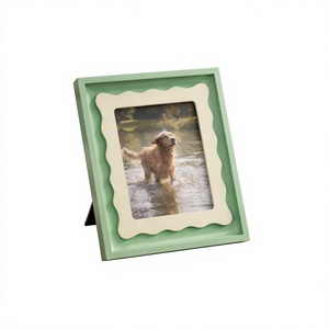 Cadre photo en bois écologique personnalisé de qualité supérieure, support de présentation de photos décoratif fait à la main, salon, chambre à coucher, bureau - Product Image 1