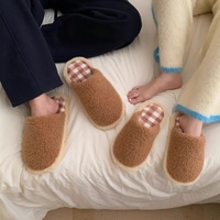 XIXITIAO Pantoufles en fourrure à carreaux colorés pour femmes, pantoufles d'intérieur chaudes en peluche pour l'hiver, pantoufles fermées antidérapantes