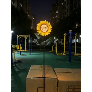 Lámpara Solar de Jardín con Forma de Girasol, Decoración LED para Exteriores, Resistente al Agua, Iluminación Independiente para Césped, Patio y Jardín - Product Image 2