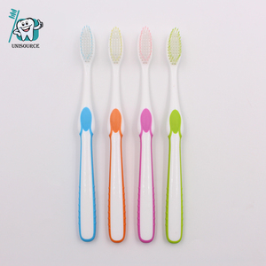 Brosse à dents adulte portable en nylon souple et à poils coniques de haute qualité pour usage domestique vente en gros de bonne qualité - Product Image 3